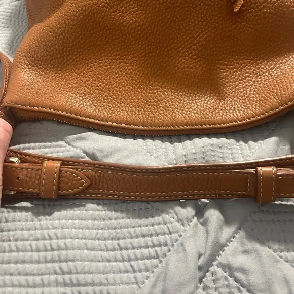 Dooney & Bourke Florentine brown pebble leather shoulder bag. Leather Bucket Bag - Picture 7 of 10